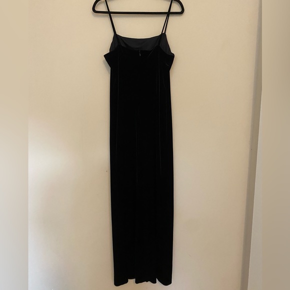 Black Velvet Floor Length Dress size 14 - Picture 4 of 5